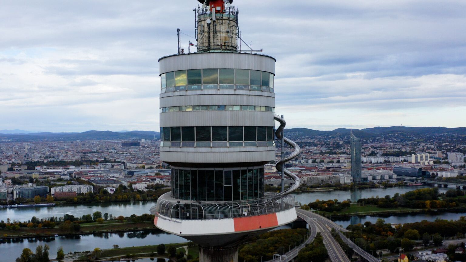 Donauturm-Rutsche | (c) Donauturm, R.Fasching, A.Stoeger